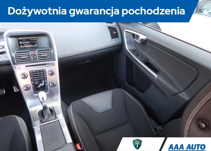 Volvo XC 60 cena 57000 przebieg: 242450, rok produkcji 2013 z Nowy Dwór Gdański małe 211